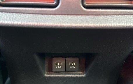 Toyota Harrier, 2019 год, 1 850 000 рублей, 17 фотография