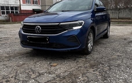 Volkswagen Polo VI (EU Market), 2021 год, 1 580 000 рублей, 1 фотография