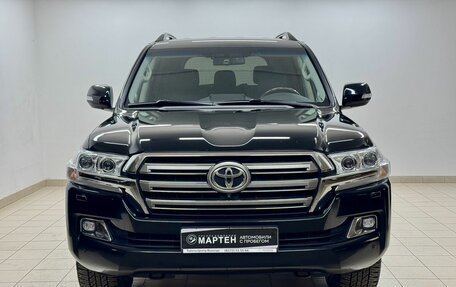 Toyota Land Cruiser 200, 2016 год, 5 620 000 рублей, 2 фотография