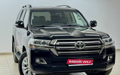 Toyota Land Cruiser 200, 2016 год, 5 620 000 рублей, 3 фотография