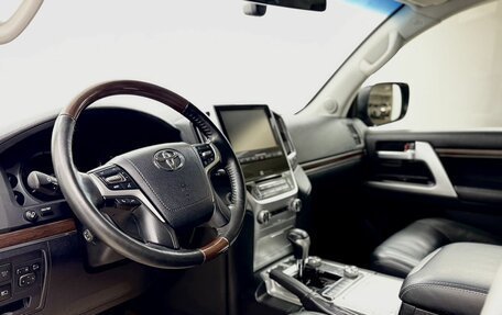 Toyota Land Cruiser 200, 2016 год, 5 620 000 рублей, 11 фотография