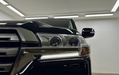 Toyota Land Cruiser 200, 2016 год, 5 620 000 рублей, 8 фотография