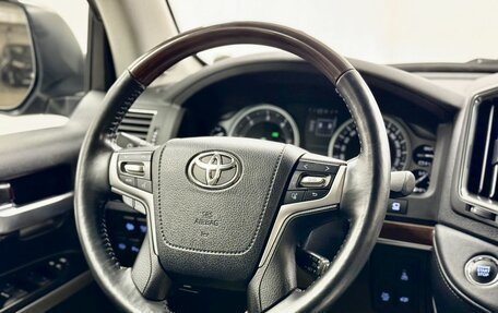 Toyota Land Cruiser 200, 2016 год, 5 620 000 рублей, 18 фотография