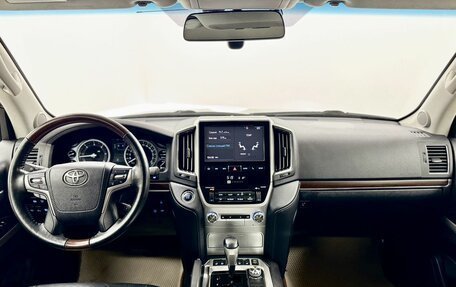 Toyota Land Cruiser 200, 2016 год, 5 620 000 рублей, 17 фотография