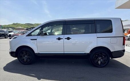 Mitsubishi Delica D:5 I, 2023 год, 2 800 000 рублей, 6 фотография