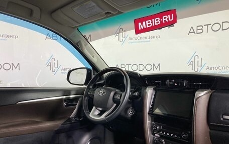 Toyota Fortuner II, 2018 год, 3 679 000 рублей, 9 фотография