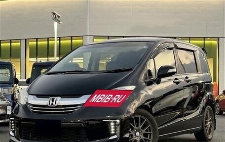 Honda Freed I, 2013 год, 740 000 рублей, 1 фотография