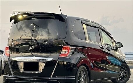 Honda Freed I, 2013 год, 740 000 рублей, 6 фотография