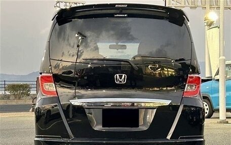Honda Freed I, 2013 год, 740 000 рублей, 7 фотография