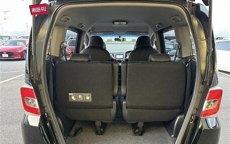 Honda Freed I, 2013 год, 740 000 рублей, 22 фотография