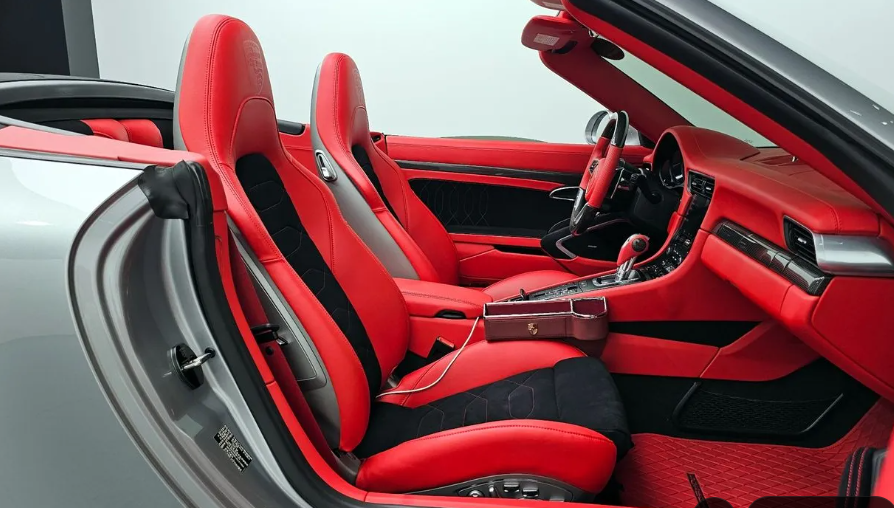 Porsche 911 991 рестайлинг, 2018 год, 13 580 000 рублей, 8 фотография