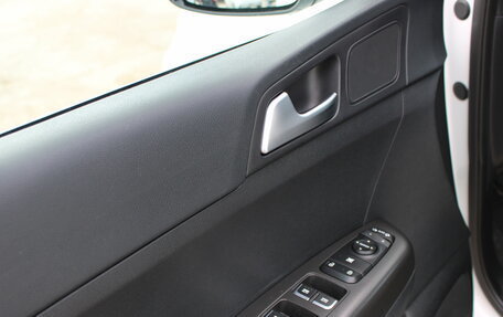 KIA Sportage IV рестайлинг, 2018 год, 2 149 000 рублей, 12 фотография