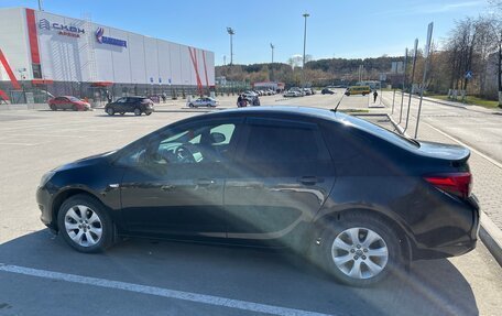 Opel Astra J, 2013 год, 850 000 рублей, 4 фотография