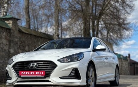 Hyundai Sonata VII, 2019 год, 1 790 000 рублей, 3 фотография