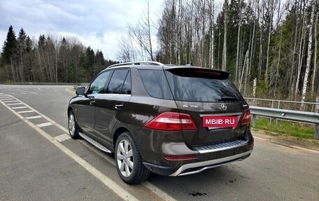 Mercedes-Benz M-Класс, 2012 год, 2 350 000 рублей, 4 фотография