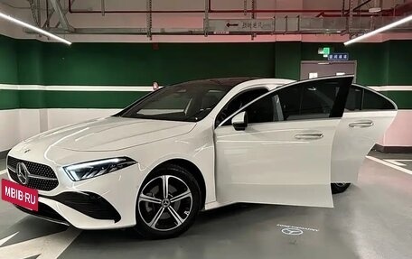 Mercedes-Benz A-Класс, 2020 год, 2 160 000 рублей, 3 фотография