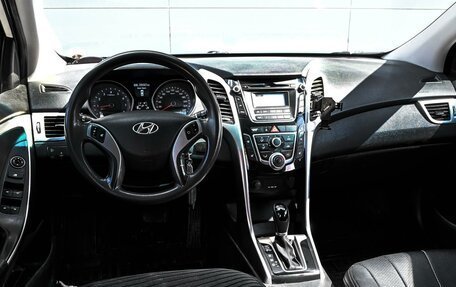 Hyundai i30 II рестайлинг, 2012 год, 859 000 рублей, 6 фотография