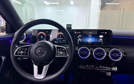 Mercedes-Benz A-Класс, 2022 год, 1 400 000 рублей, 8 фотография