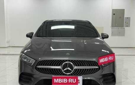 Mercedes-Benz A-Класс, 2022 год, 1 400 000 рублей, 2 фотография