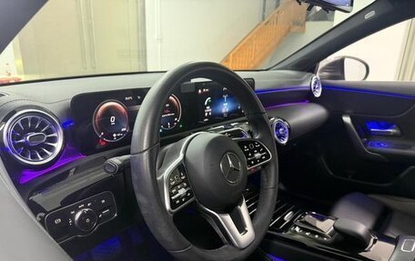 Mercedes-Benz A-Класс, 2022 год, 1 400 000 рублей, 19 фотография