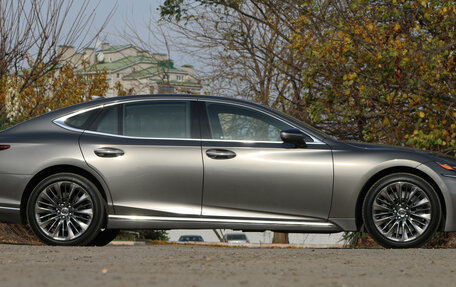 Lexus LS IV, 2018 год, 6 490 000 рублей, 2 фотография