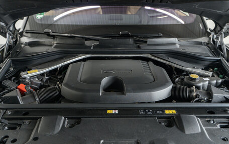 Land Rover Range Rover IV рестайлинг, 2023 год, 18 500 000 рублей, 38 фотография