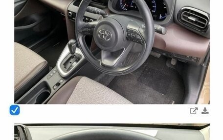 Toyota Yaris Cross, 2020 год, 2 500 000 рублей, 11 фотография