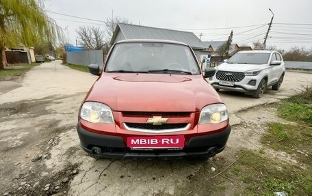 Chevrolet Niva I рестайлинг, 2012 год, 550 000 рублей, 5 фотография