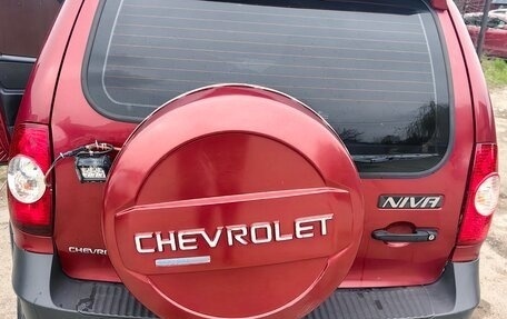Chevrolet Niva I рестайлинг, 2012 год, 550 000 рублей, 3 фотография
