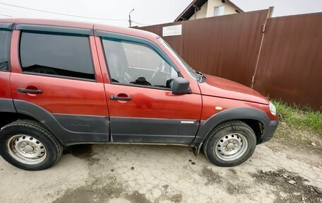 Chevrolet Niva I рестайлинг, 2012 год, 550 000 рублей, 8 фотография