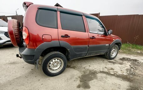 Chevrolet Niva I рестайлинг, 2012 год, 550 000 рублей, 10 фотография