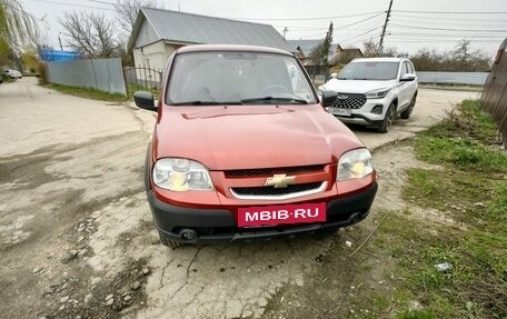 Chevrolet Niva I рестайлинг, 2012 год, 550 000 рублей, 6 фотография