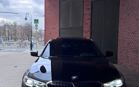 BMW 3 серия, 2022 год, 4 490 000 рублей, 2 фотография