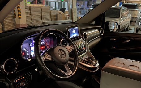 Mercedes-Benz V-Класс, 2016 год, 16 500 000 рублей, 8 фотография