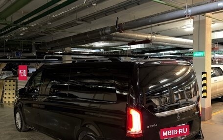Mercedes-Benz V-Класс, 2016 год, 16 500 000 рублей, 5 фотография