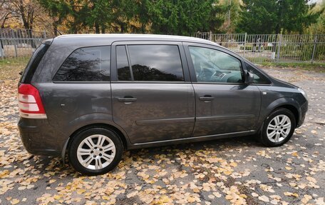 Opel Zafira B, 2013 год, 930 000 рублей, 4 фотография