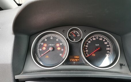 Opel Zafira B, 2013 год, 930 000 рублей, 18 фотография