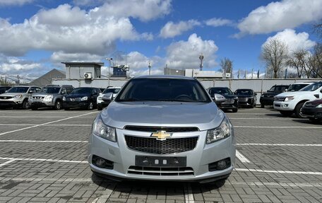 Chevrolet Cruze II, 2010 год, 800 000 рублей, 2 фотография