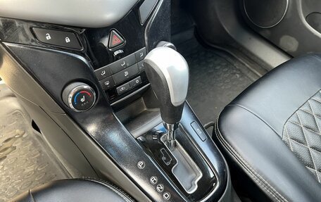 Chevrolet Cruze II, 2010 год, 800 000 рублей, 10 фотография