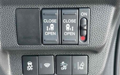 Honda Freed II, 2020 год, 1 200 000 рублей, 13 фотография