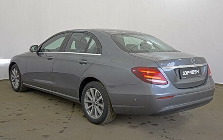 Mercedes-Benz E-Класс, 2019 год, 3 099 000 рублей, 2 фотография