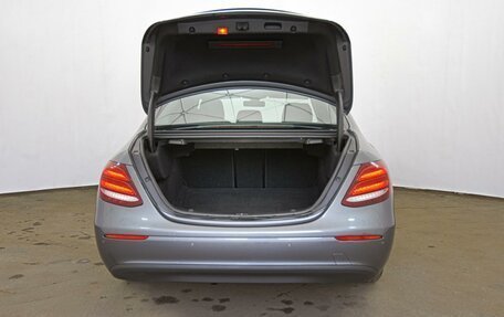 Mercedes-Benz E-Класс, 2019 год, 3 099 000 рублей, 5 фотография