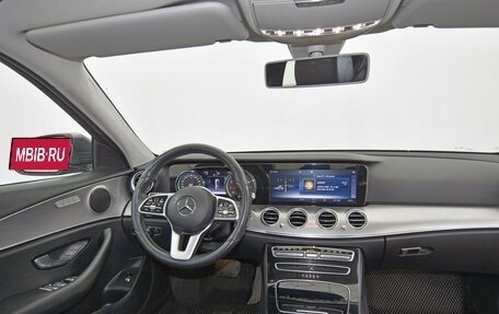 Mercedes-Benz E-Класс, 2019 год, 3 099 000 рублей, 9 фотография