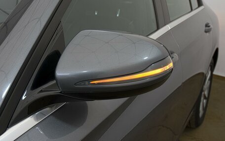 Mercedes-Benz E-Класс, 2019 год, 3 099 000 рублей, 21 фотография