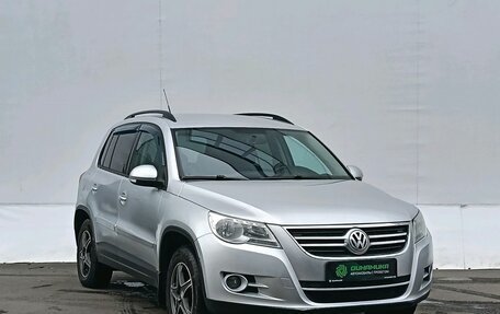 Volkswagen Tiguan I, 2009 год, 780 000 рублей, 3 фотография