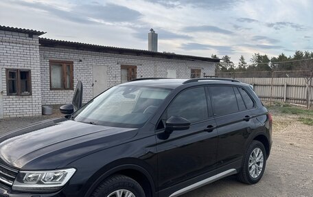 Volkswagen Tiguan II, 2020 год, 2 430 000 рублей, 4 фотография