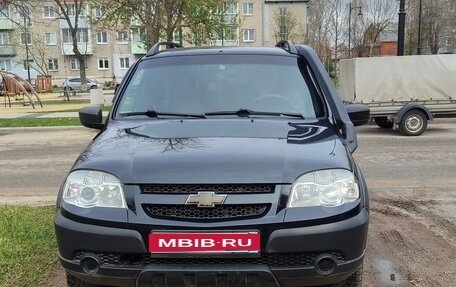 Chevrolet Niva I рестайлинг, 2016 год, 710 000 рублей, 1 фотография