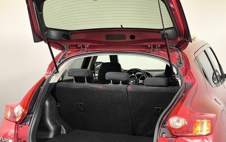 Nissan Juke II, 2011 год, 920 000 рублей, 15 фотография