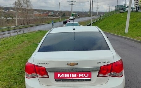 Chevrolet Cruze II, 2012 год, 900 000 рублей, 2 фотография