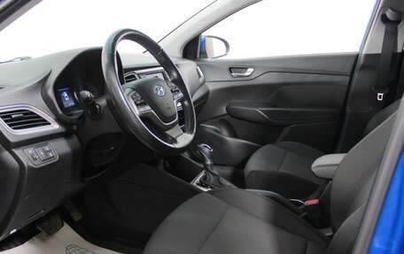 Hyundai Solaris II рестайлинг, 2019 год, 1 435 000 рублей, 10 фотография